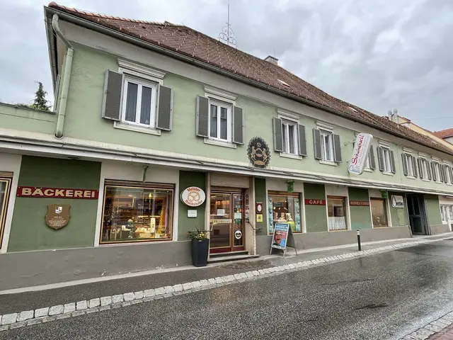 Die Konditorei und das Café Schwindhackl schlossen am 31. Dezember zum letzten Mal die Türen. | Foto: Josef Hofmüller