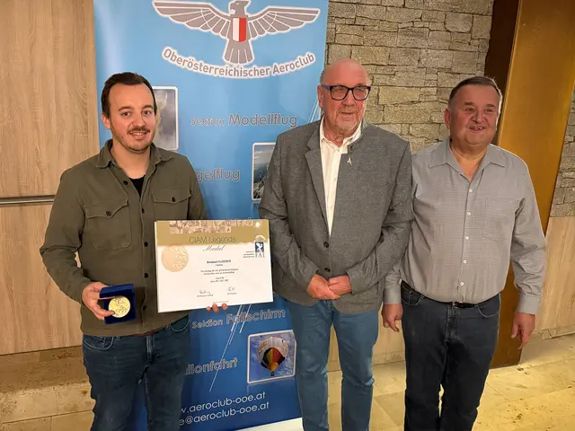 Der Grieskirchner Bernhard Flixeder ist der vierte Österreicher, der die Voraussetzung für die Auszeichnung - drei Weltmeistersiege - erfüllt hat.  | Foto: Gerhard Flixeder