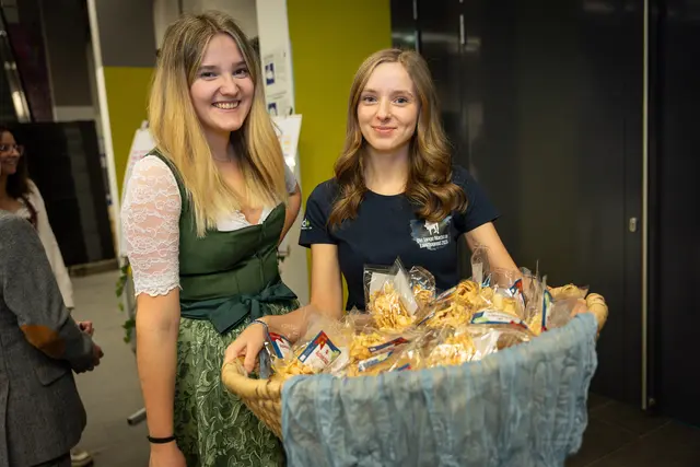 Ausgelassene Stimmung und gefeierte Traditionen bei der Langen Nacht der Landjugend in den Welser Messehallen. | Foto: infilmity/Simon Knogler