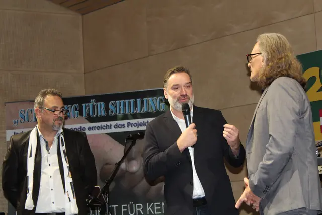 20 Jahre "Schilling für Shilling" wurde im Forum Luftenberg gefeiert. | Foto: MeinBezirk Perg/Köck