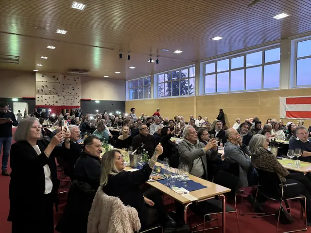 20 Jahre "Schilling für Shilling" wurde im Forum Luftenberg gefeiert. | Foto: MeinBezirk Perg/Köck