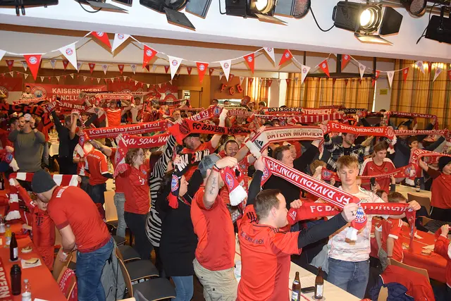 Voller Gemeindesaal in Niederndorf | Foto: Schwaighofer