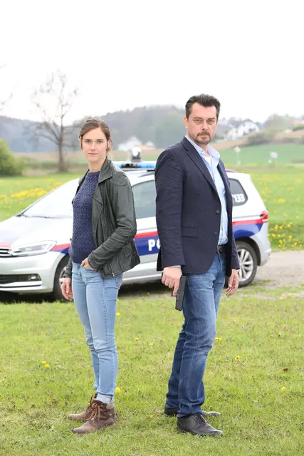 Die beliebte Reihe hat es auch auf die Fernsehbildschirme geschafft. In fünf Filmen schlüpfte Miriam Stein in die Rolle der Sandra Mohr. Hary Prinz als Sascha Bergmann ermittelte bereits in 14 Steirerkrimis. | Foto: Allegro Film