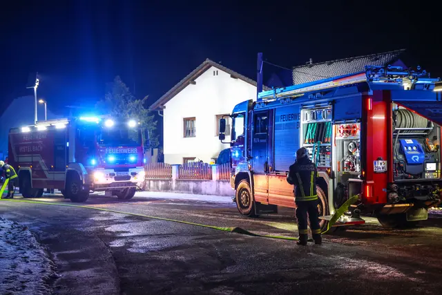 Für die Feuerwehr betrug die Anfahrt genau 300 Meter. | Foto: laumat.at/Matthias Lauber