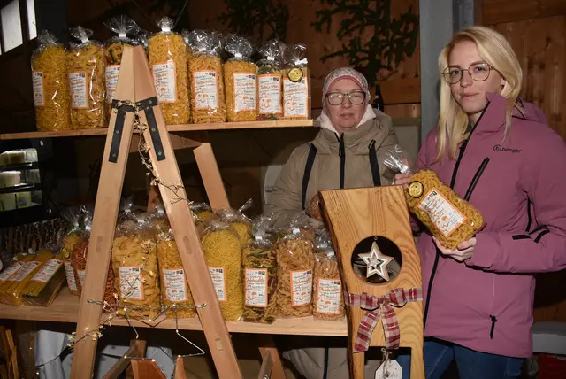 Weihnachtsmarkt 2025 am Hacknerhof in Mitterkirchen, Familie Resch.  | Foto: Zinterhof
