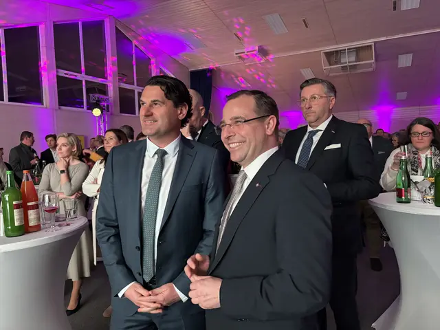 Waren gut aufgelegt: ÖVP-Landesparteiobmann Christoph Zarits (l.) und Wirtschaftbund-Obmann Andreas Wirth | Foto: Franz Tscheinig/MeinBezirk Burgenland
