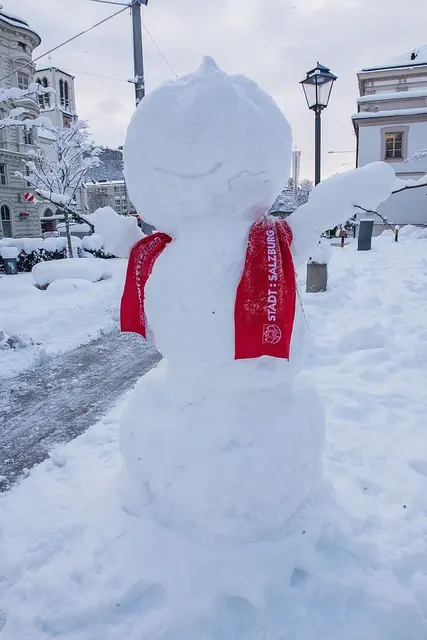 Der Winter hat auch schöne Seiten. Viel Schnee bedeutet für manche auch großen Spaß und viel Freude. | Foto: Stadt Salzburg/J. Knoll