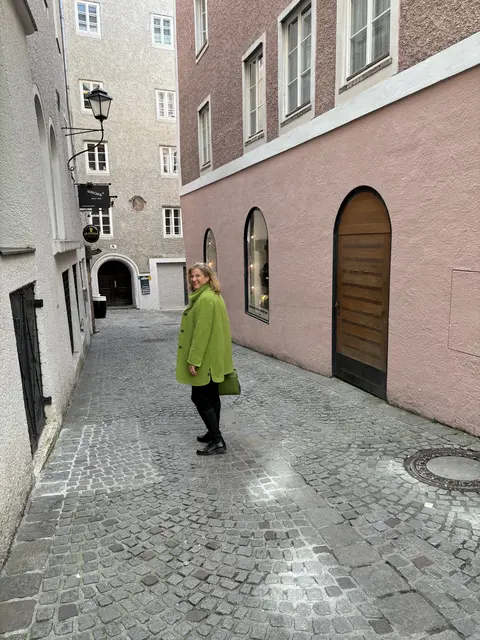 Die Salzburger Fremdenführerin Inez Reichl mag die Stadt Salzburg zu jeder Jahreszeit | Foto: Lisa Gold