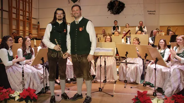 Michael Klug (l.) ist ab 2026 der neue Kapellmeister | Foto: Musikkapelle Hollenegg