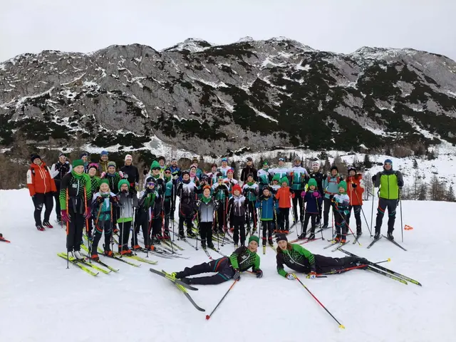 Die heurige Langlaufsaison startete für die Athletinnen und Athleten des Nordic Skiteams Trofaiach mit einem dreitägigen Trainingslager auf der Tauplitzalm. | Foto: Nordic Skiteam Trofaiach