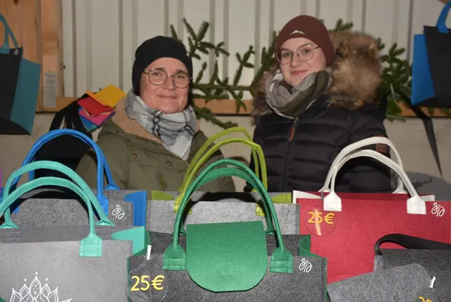 Weihnachtsmarkt 2025 am Hacknerhof in Mitterkirchen, Familie Resch.  | Foto: Zinterhof