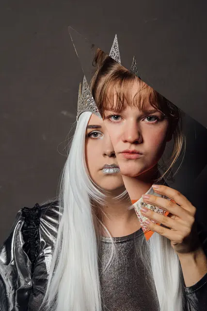 „Die Schneekönigin“ begeistert im Theater Szenario Hall mit einer modernen, musikalischen Märcheninszenierung. | Foto: Theater Szenario Hall