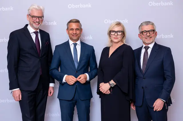 Michael Strugl (Verbund AG), Wolfgang Hattmannsdorfer (Wirtschaftsminister), Barbara und Herbert Eibensteiner (voestalpine) 