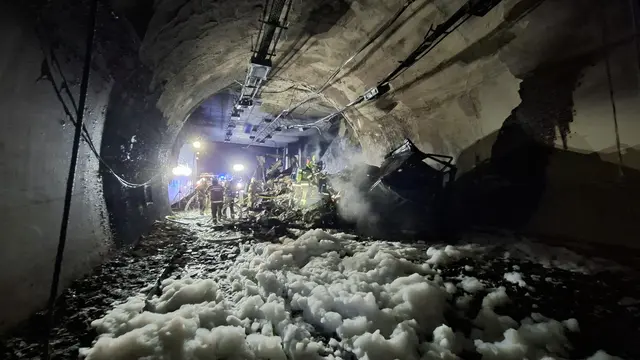 LKW- Brand im Brentenbergtunnel | Foto: FFW Golling
