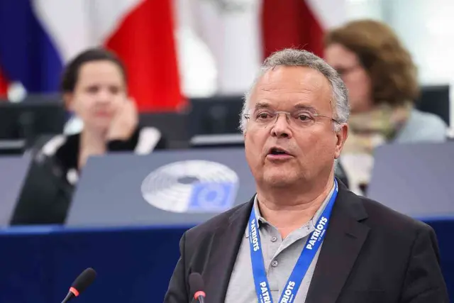 MEP Gerald Hauser sorgt mit Video für Aufsehen. | Foto: European Union 2025 - Source: EP