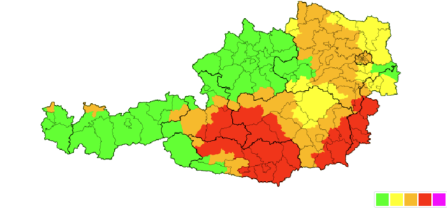 Am Freitag gibt es aufgrund von Schneefall und gefrierendem Regen in weiten Teilen Österreichs Unwetterwarnungen. | Foto: Screenshot UWZ.at