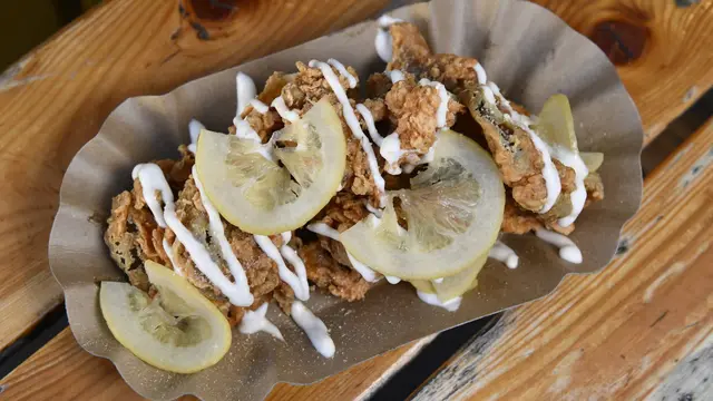 Besonders ist hier die Geld-zurück-Garantie. Wird im Jänner von der veganen Speisekarte probiert und nicht überzeugt, erhält man sein Geld zurück. | Foto: Christian Joainig