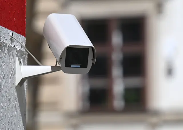 Ein Mitarbeiter hat das Video abgefilmt und weitergeleitet.  | Foto: Archiv