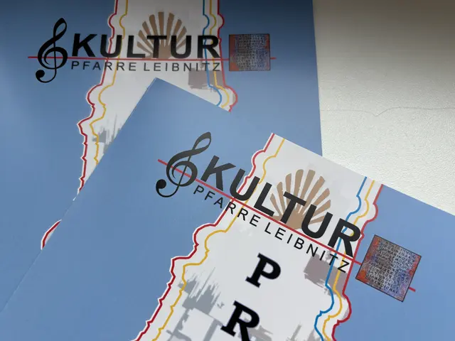 Der aktuelle Folder wurde von Künstler Richart Gert gestaltet, der auch die Druckkosten übernahm. | Foto: MeinBezirk/W. Fischer