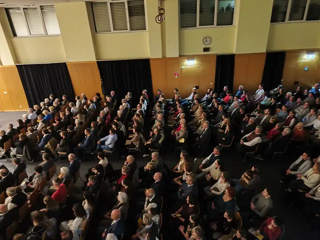 ...vor einem riesigen Publikum... | Foto: Günther Koch 