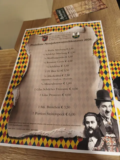 Die angebotenen Getränke und Snacks  | Foto: Günther Koch 