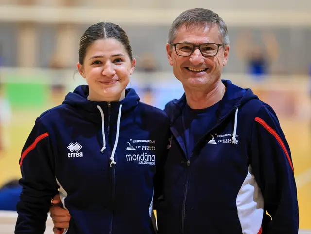 Der Derbysieg als Geburtstagsgeschenk: Marvi Pump mit ihrem Vater Markus | Foto: GEPA pictures/Wolfgang Grebien