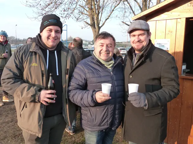 Bürgermeister Bruno Stutzenstein war ebenfalls vor Ort und beobachtete das wilde Geschehen! | Foto: Vanessa Wittmann