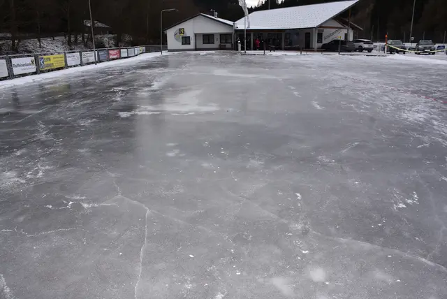 Eisarena Pabneukirchen | Foto: Zinterhof