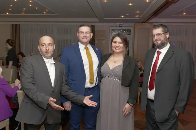 Ballnacht in Föhrenau: Emanuel Simon, Markus und Martina Schmid, Martin Kamper. | Foto: Santrucek