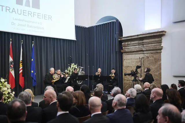 Musikalisch umrahmt wurde die Veranstaltung durch das Oö. Landesmusikschulwerk, dessen „Vater“ Josef Ratzenböck war.  | Foto: Land OÖ/Peter Mayr