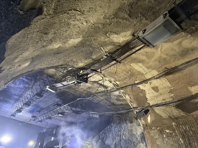 Schäden im Brentenbergtunnel | Foto: Feuerwehren Bezirk Pongau
