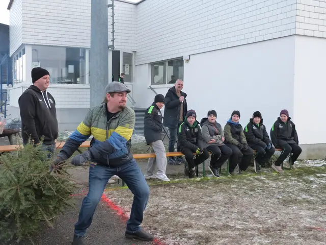 Mit vollster Konzentration des Werfers, sowie den Kids startete ein aufregendes Turnier! | Foto: Vanessa Wittmann