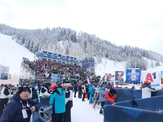 Volle Tribühne beim Rennen