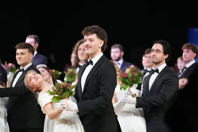 Die Eröffnung des Balles der Landeshauptstadt St. Pölten.  | Foto: Michael Berger
