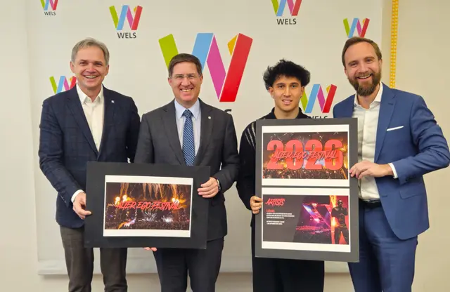 Wels Marketing und Touristik-Geschäftsführer Peter Jungreithmair, Bürgermeister Andreas Rabl, Festival-Veranstalter Florian Störinger und Wirtschaftsstadtrat Martin Oberndorfer (ÖVP). | Foto: WMT