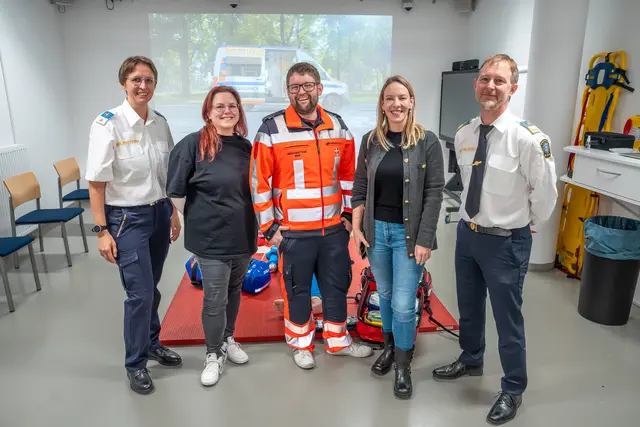 Die Akademie der Wiener Berufsrettung gab dem MeinBezirk-Team einen Einblick in ihre Arbeit und in die fordernde Ausbidung.
