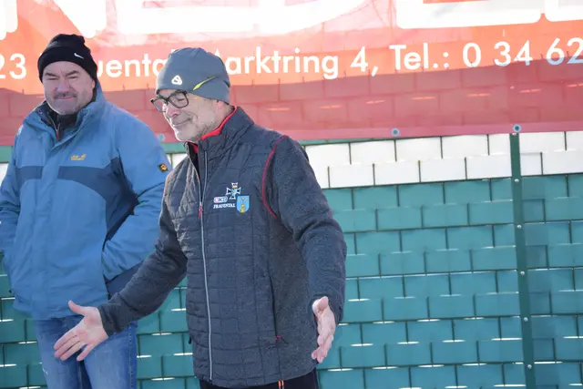 Auf zur Partie mit einem Stock Heil von Franz Windisch  | Foto: MeinBezirk/Josef Strohmeier