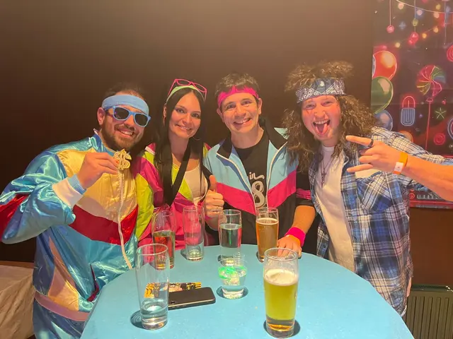 Michael Schießl, Isabella Cervenka, Alexander Narowetz und Stefan Kabas  | Foto: Franziska Führer