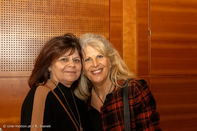 Karin Gottsbachner mit Uschi Huna (Dorferneuerung) (vlnr). | Foto: cine-motion.at / R. Ivanek