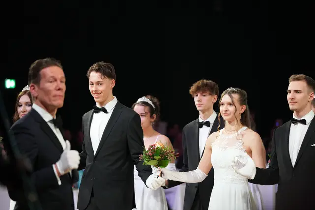 Die Eröffnung scheint zu passen. | Foto: Michael Berger