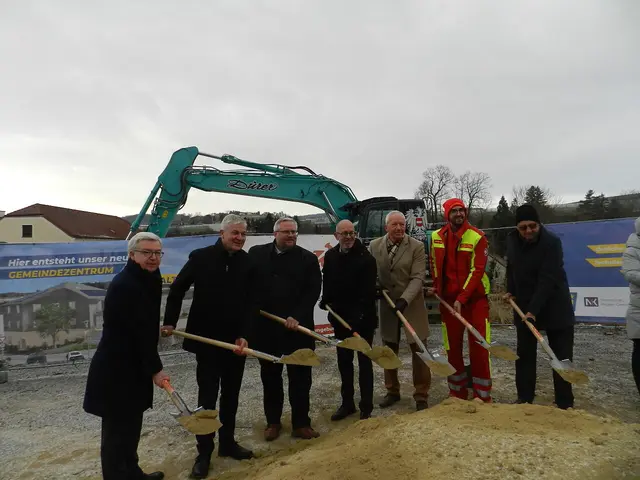 Generaldirektor Michael Höllerer, Landesrat Anton Kasser, Bürgermeister Michael Göschelbauer, Vizebürgermeister Daniel Kosak, Bürgermeister a. D Mag. Wolfgang Luftensteiner, Florian Geissler, Bürgermeister a. D Alois Goiser | Foto: Heribert Punz