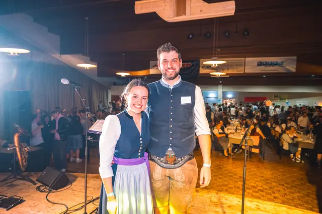 Ortsleiterin Julia Gleirscher und Obmann Stefan Hofer | Foto: Pernsteiner