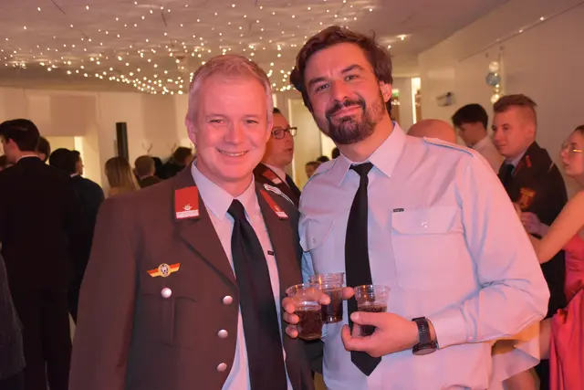 Feuerwehr-Winzer: Thomas Kopfensteiner und Christoph Wachter | Foto: MeinBezirk/Michael Strini