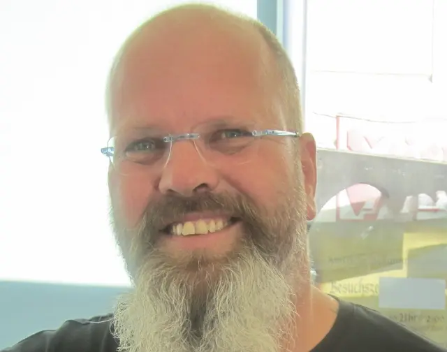 Gerry Sobian (59) hatte stets ein freundliches Lächeln für seine Gäste parat. | Foto: Privat