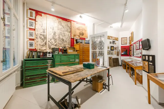 Das Glasmuseum befindet sich im Mariahilfer Bezirksmuseum.  | Foto:  Klaus Pichler 