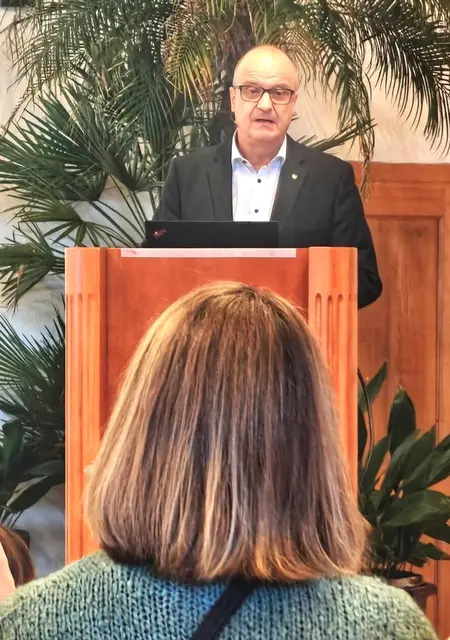 Lautner gab eine Vorschau auf 2026  | Foto: Gem. Wolfsgraben