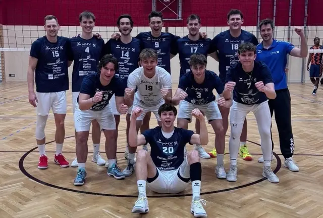 Die Herren der Mühlviertel Volleys bejubeln den Einzug ins Seminfinale des Austrian Volley Cups. | Foto: SG Mühlviertel Volleys