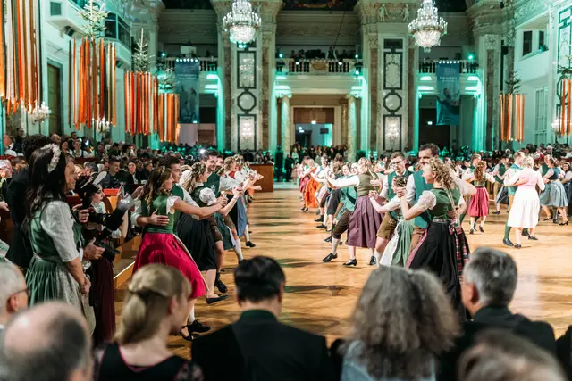 Eine Nacht in Tracht war auch die 126. Ausgabe des Steirerballs in Wien. | Foto: Verein der Steirer - Vicky Posch