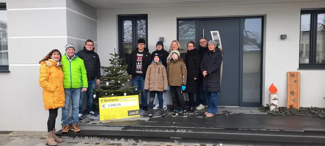 Gemeinsam wurde beim Adventmarkt in Alberndorf gesammelt. Jetzt steht die Spendensumme fest. | Foto: Wollner