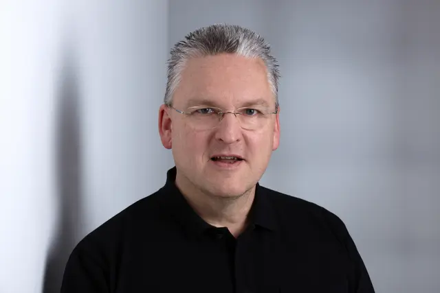 Für B37-Geschäftsführer Christian Gaiseder ist die anhaltende Teuerung ein Schlüsselfaktor beim Thema Obdachlosigkeit.  | Foto: B37